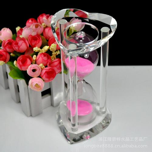 时光之砂，心意之形 巧选心型水晶沙漏，让DIY创意生日礼物惊艳全场